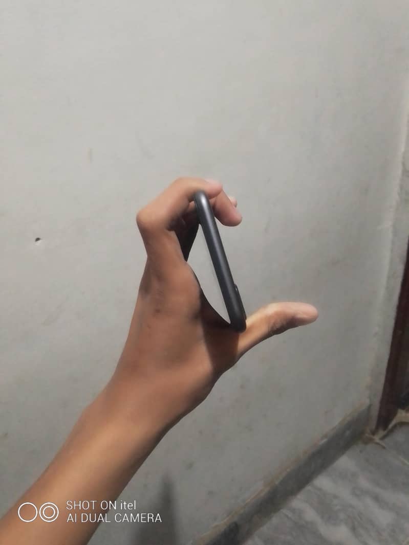 iPhone 8 Plus 10/10 condition 11