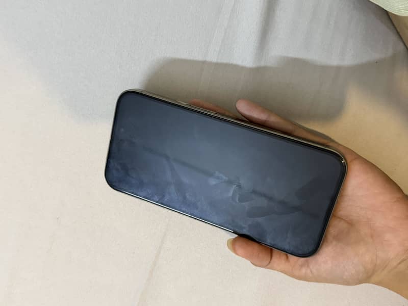 Apple iPhone 15 Pro 1