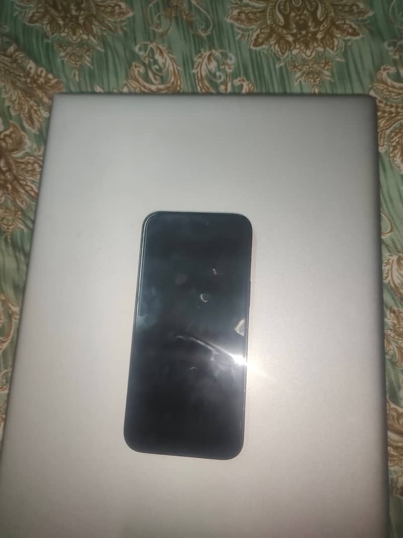 Apple iPhone 14 Pro Max 1
