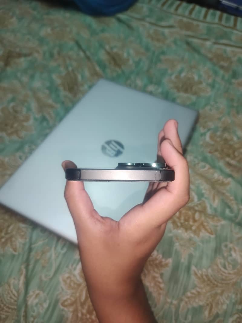 Apple iPhone 14 Pro Max 2
