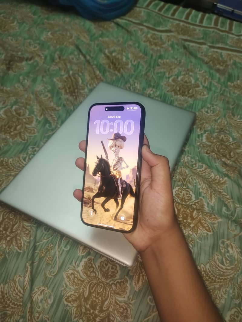 Apple iPhone 14 Pro Max 3
