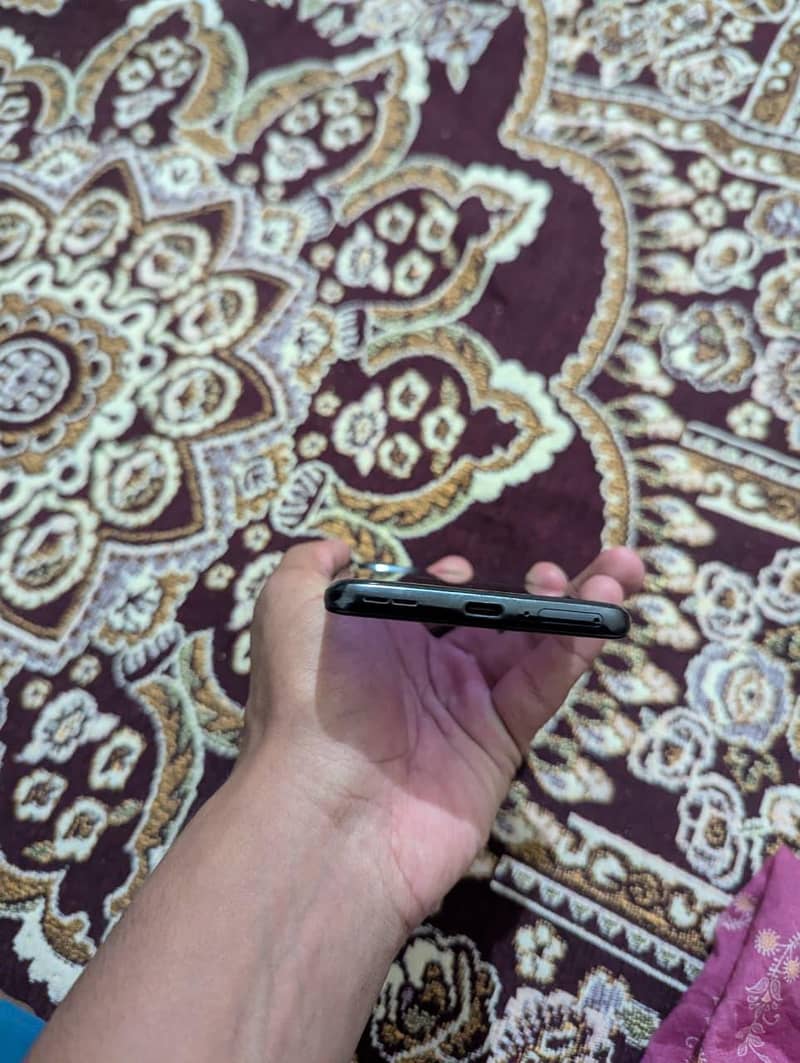 One Plus 9 6