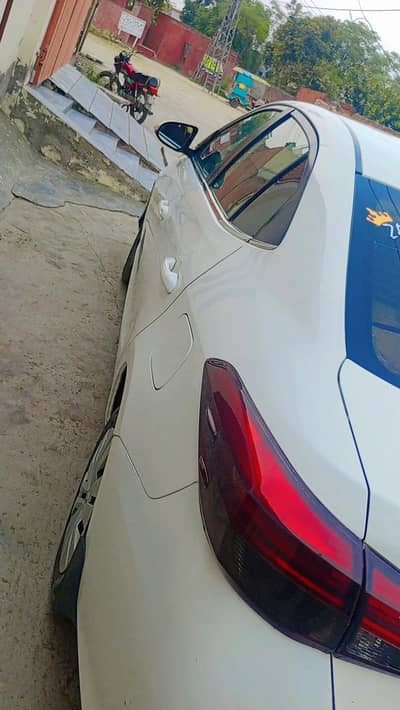 Toyota Yaris 2021