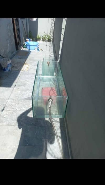 4 Feet fish aquarium for sale