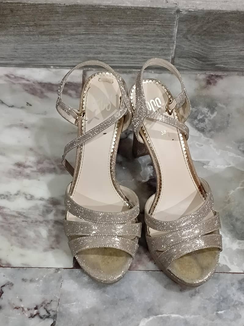 heels 0