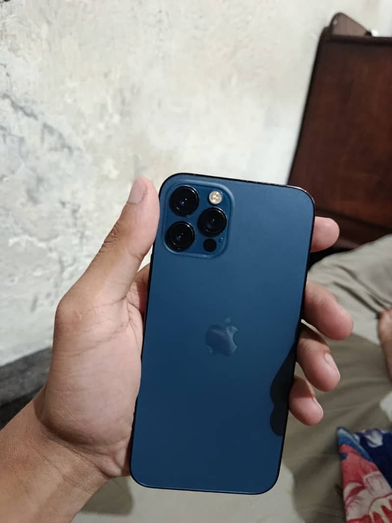 Apple iPhone 12 Pro 1