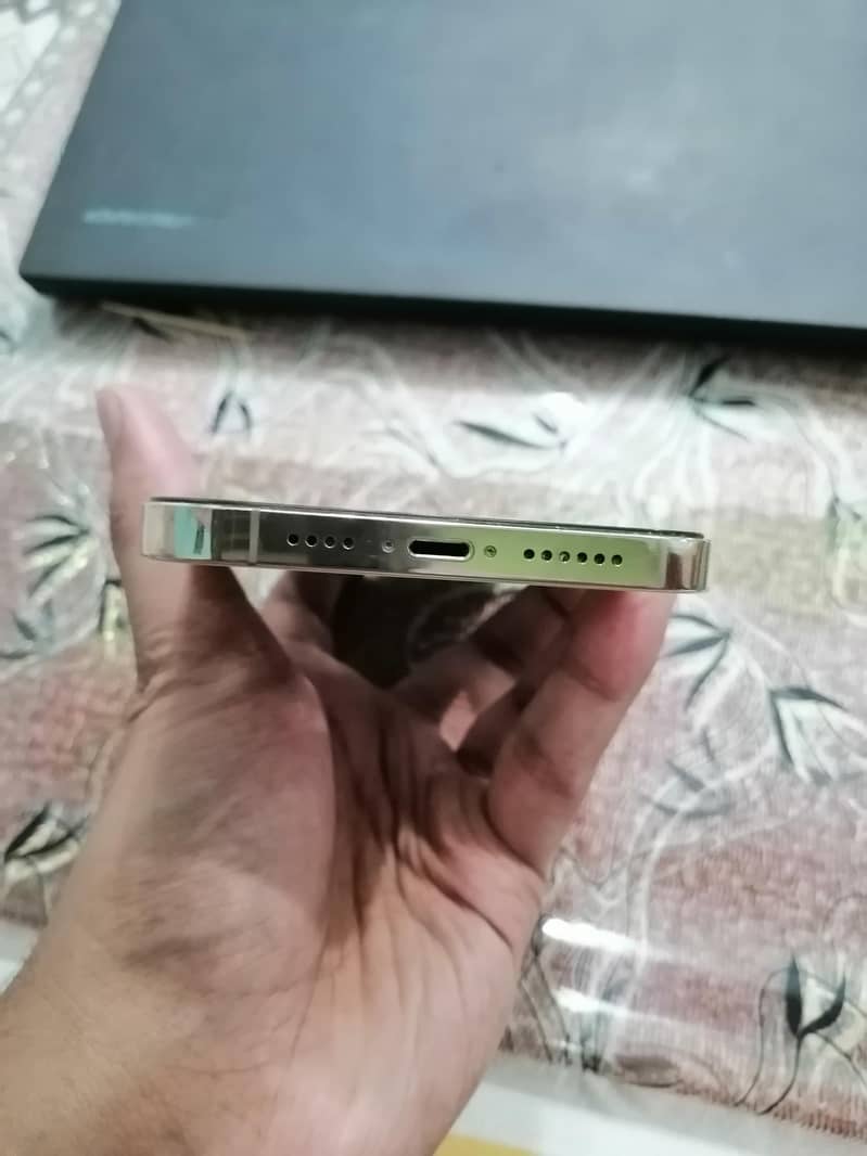 Apple iPhone 12 Pro Max 2