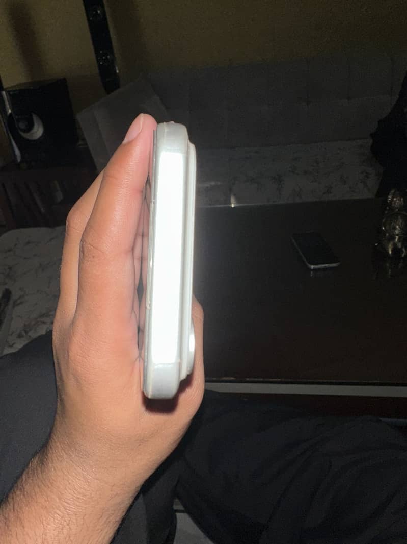 Apple iPhone 17 Pro Max 6
