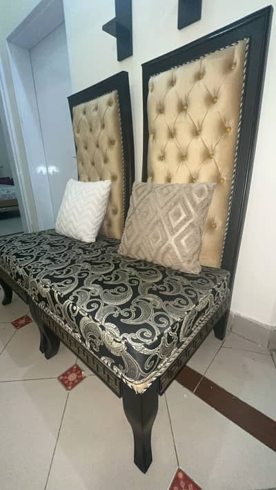 Accent Chairs
