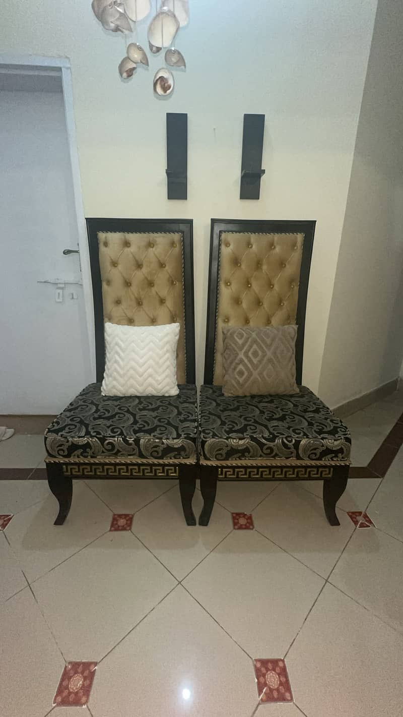 Accent Chairs 1