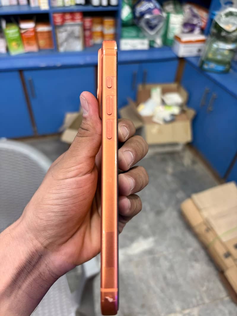 Apple iPhone 17 Pro Max 5