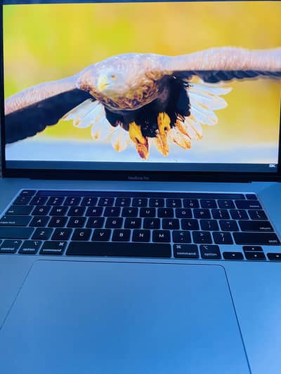Macbook pro 2019 32/512 in best condition
