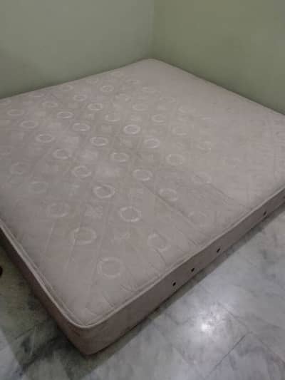 Mattress for Sale Rs. 22000
