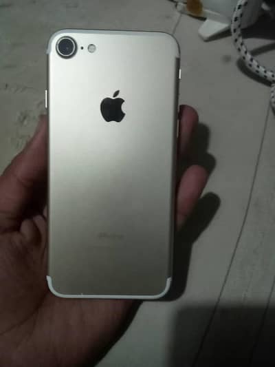 Apple iPhone 7