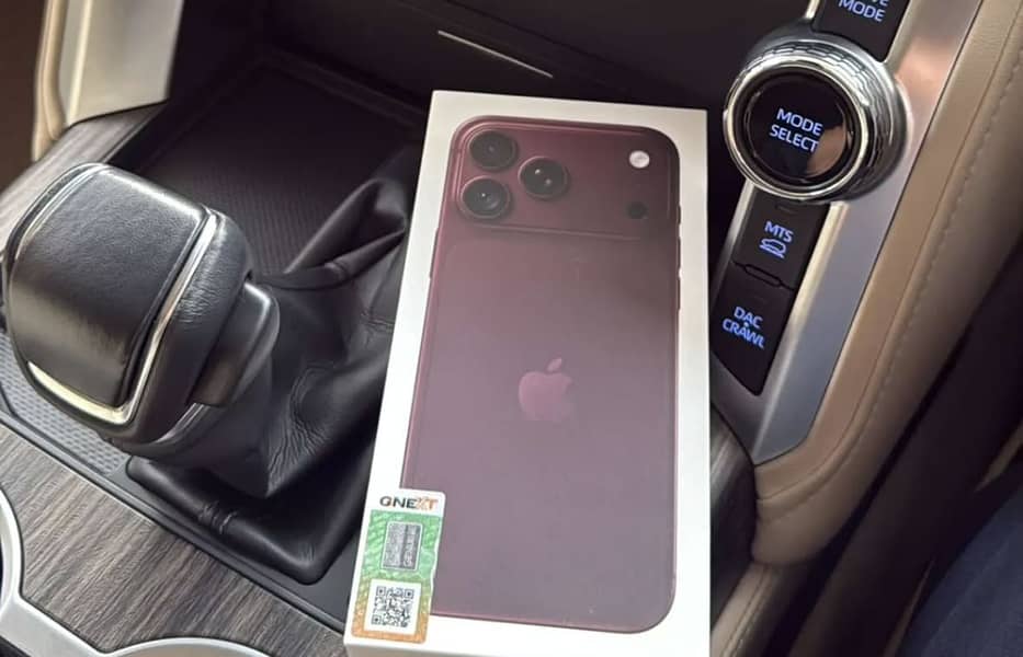 Apple iPhone 18 Pro Max 2