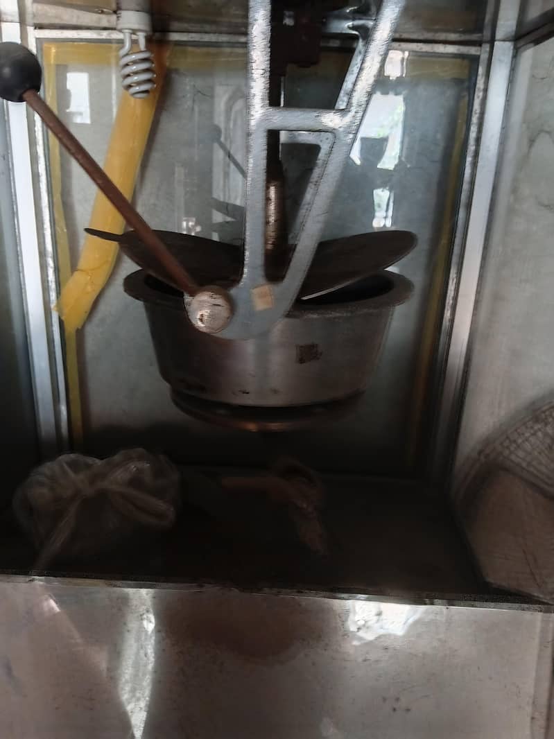 popcorn machine 2
