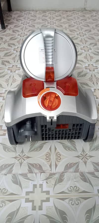 vacuum cleaner