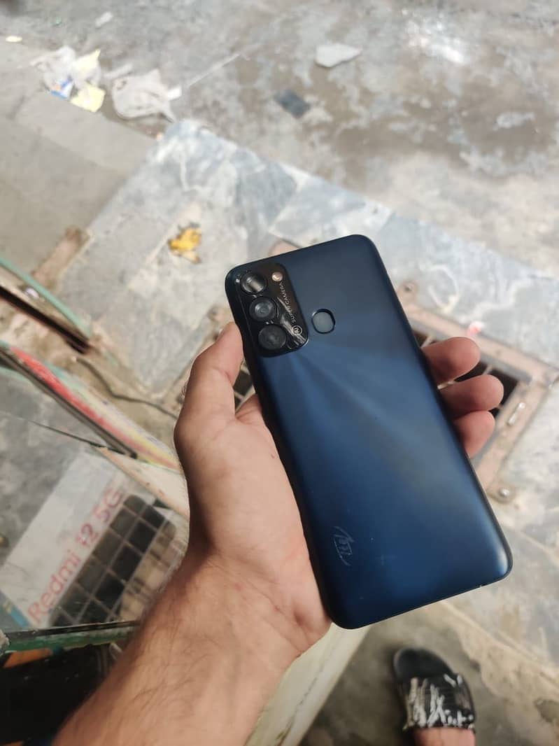 Itel Vision 3 2
