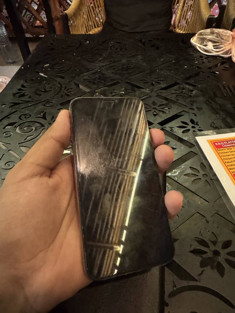 Apple iPhone XS 2