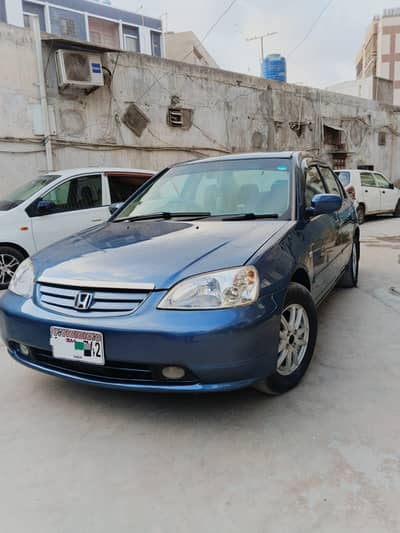 Honda Civic EXi Model 2003 In excellent Mint Condition.