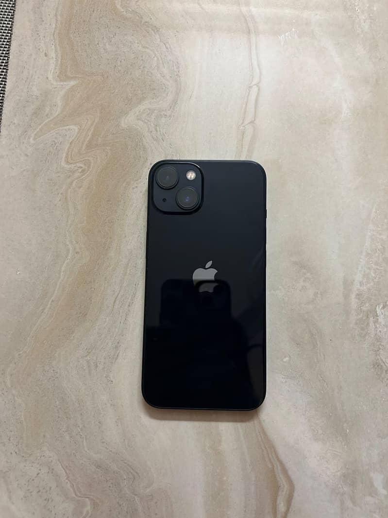 Apple iPhone 13 0