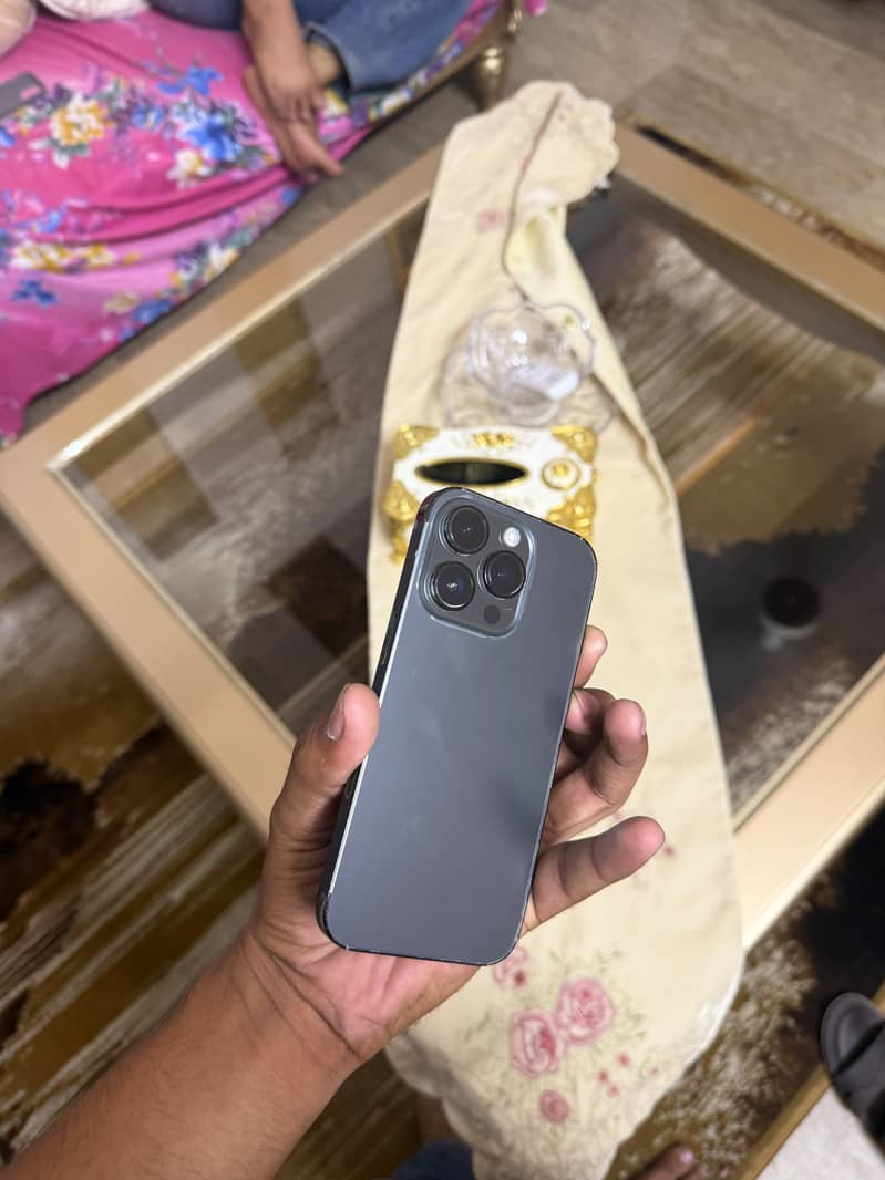 Apple iPhone 14 Pro 3