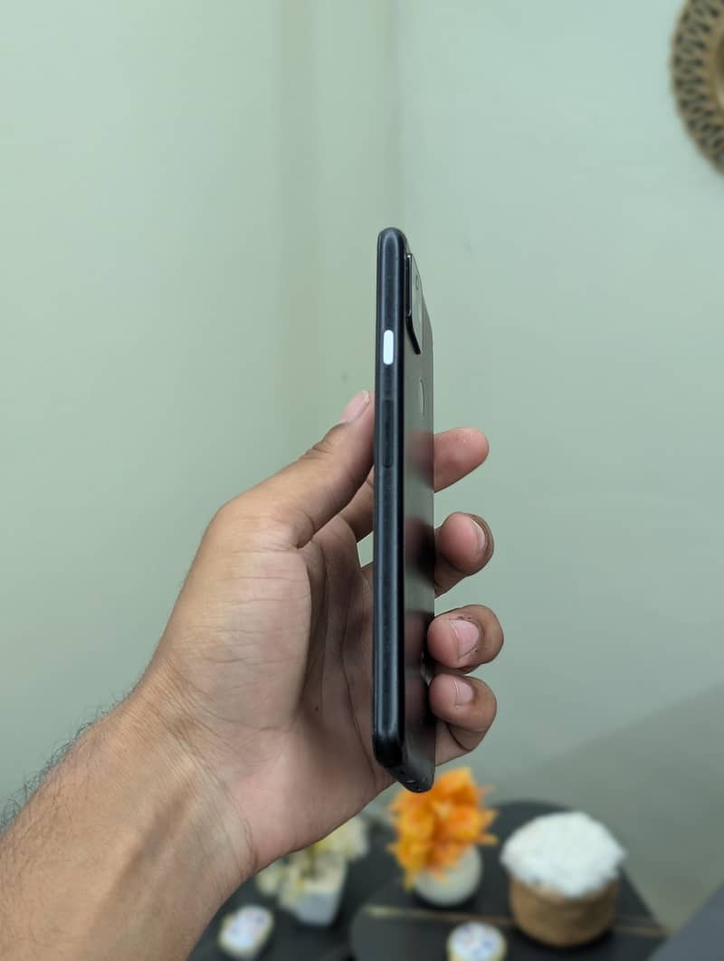 Google Pixel 4a5g 1