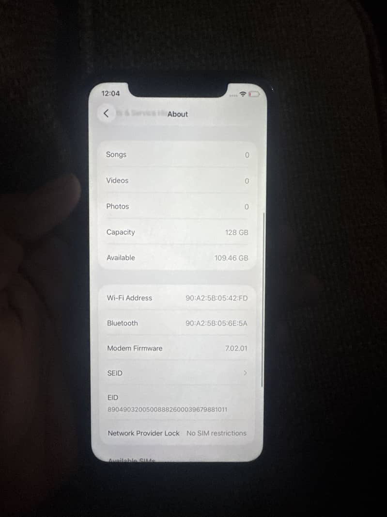 Apple iPhone X 3