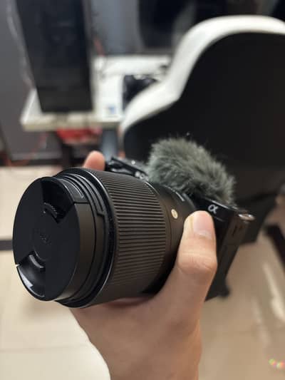 Sony ZV E-10 with kit and 30mm lens