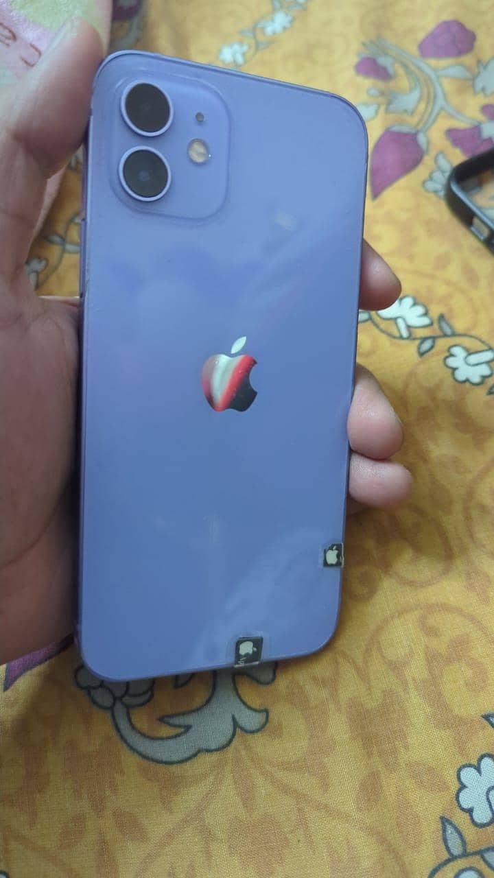 Apple iPhone 12 0