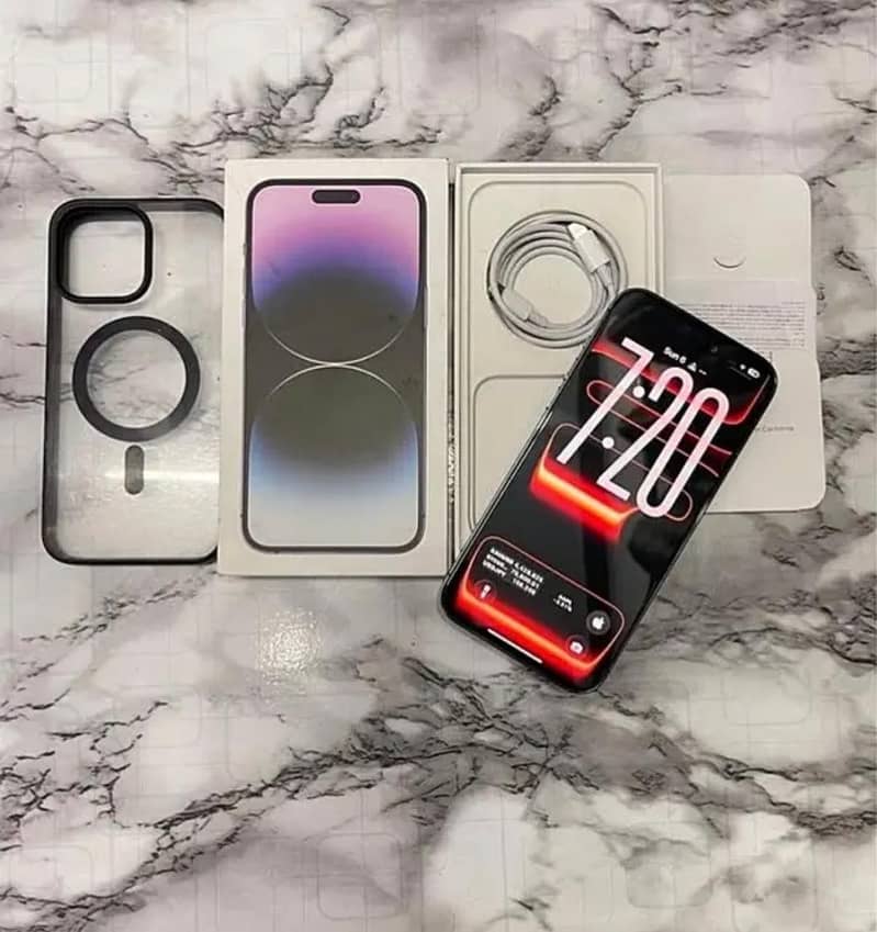 Apple iPhone 14 Pro Max 1