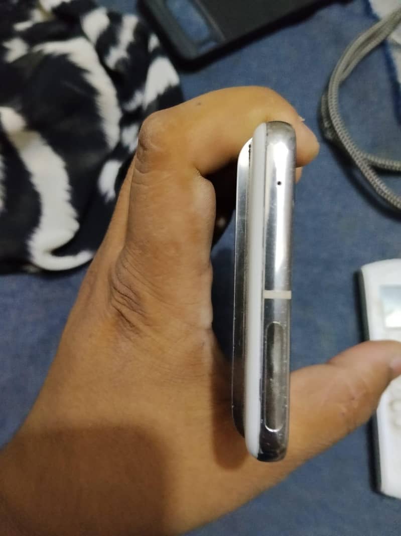 Google Pixel 8 Pro 5