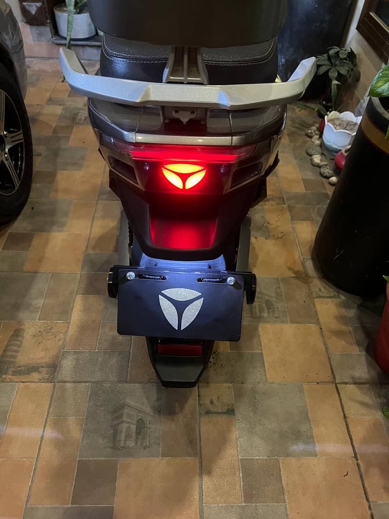 Yadea t5 2