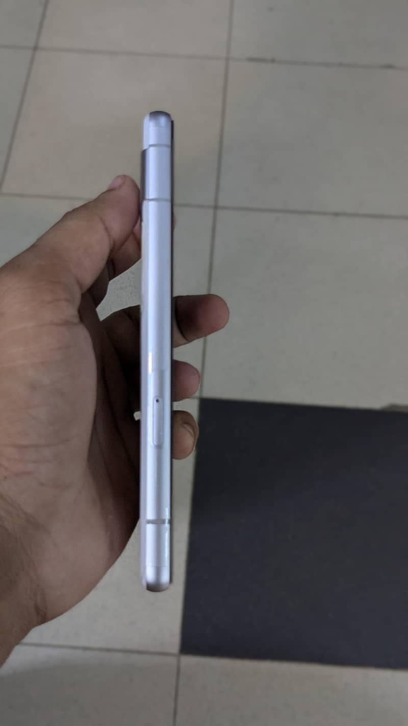 Google Pixel 7a 4