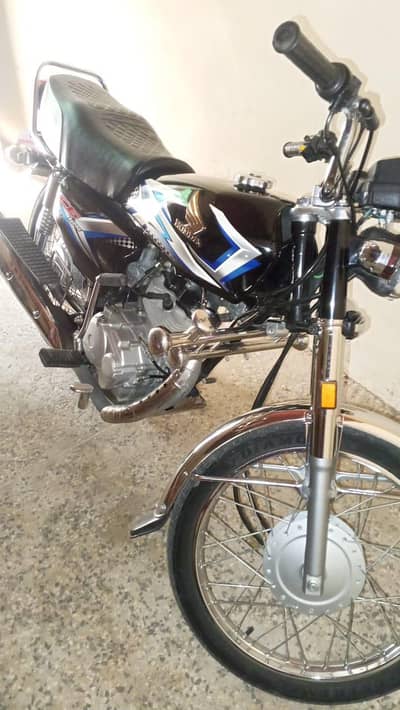 CG125 2025 Model For Sale Condition 10/10 Lush Piece