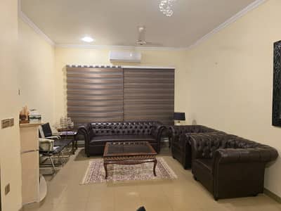 9.7 Marla corner house for sale in cavalry ground cantt