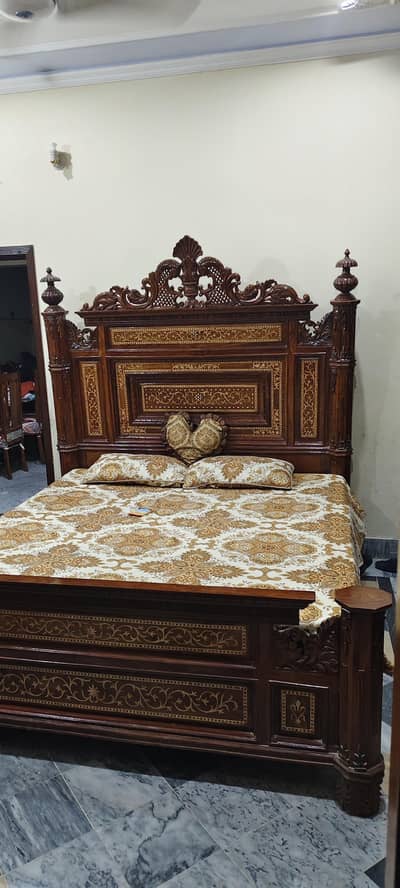 Chinioti Wooden Bed Set