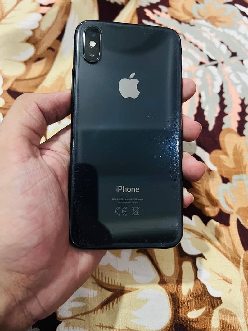 Apple iPhone X 4