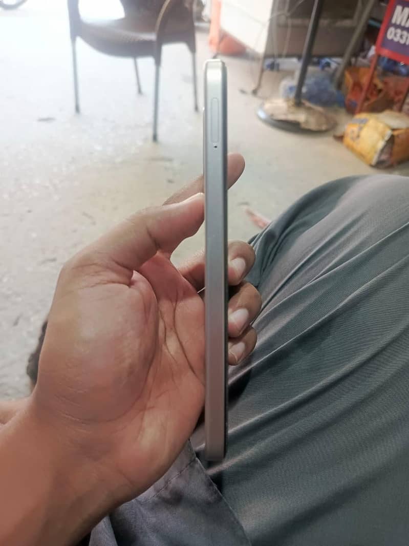 OPPO A6 2
