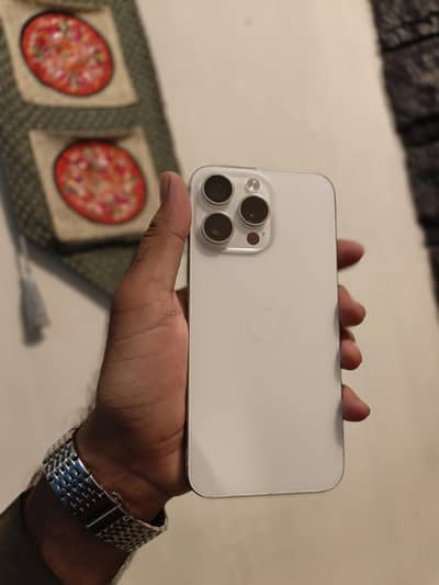 Apple iPhone 15 Pro Max