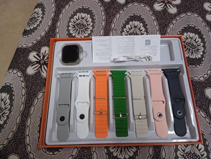 urgent sell discounted price - Smart Watches - 1119788106