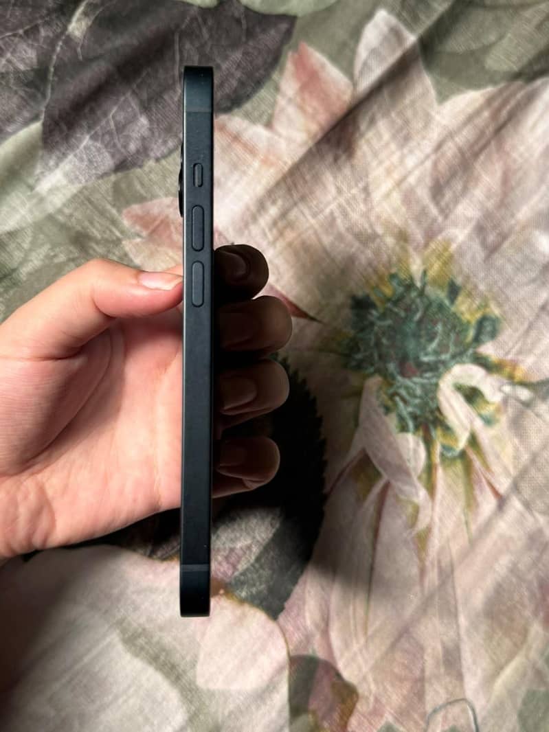 Apple iPhone 14 6