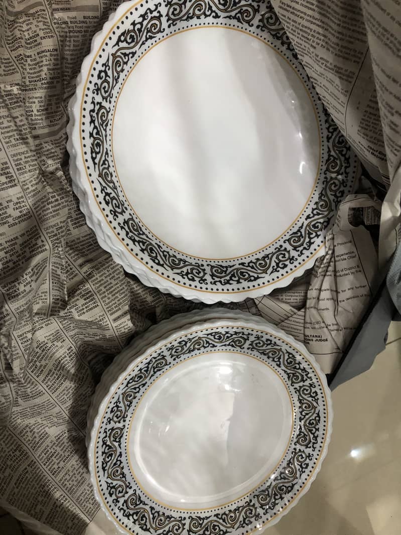 Dinner set 10