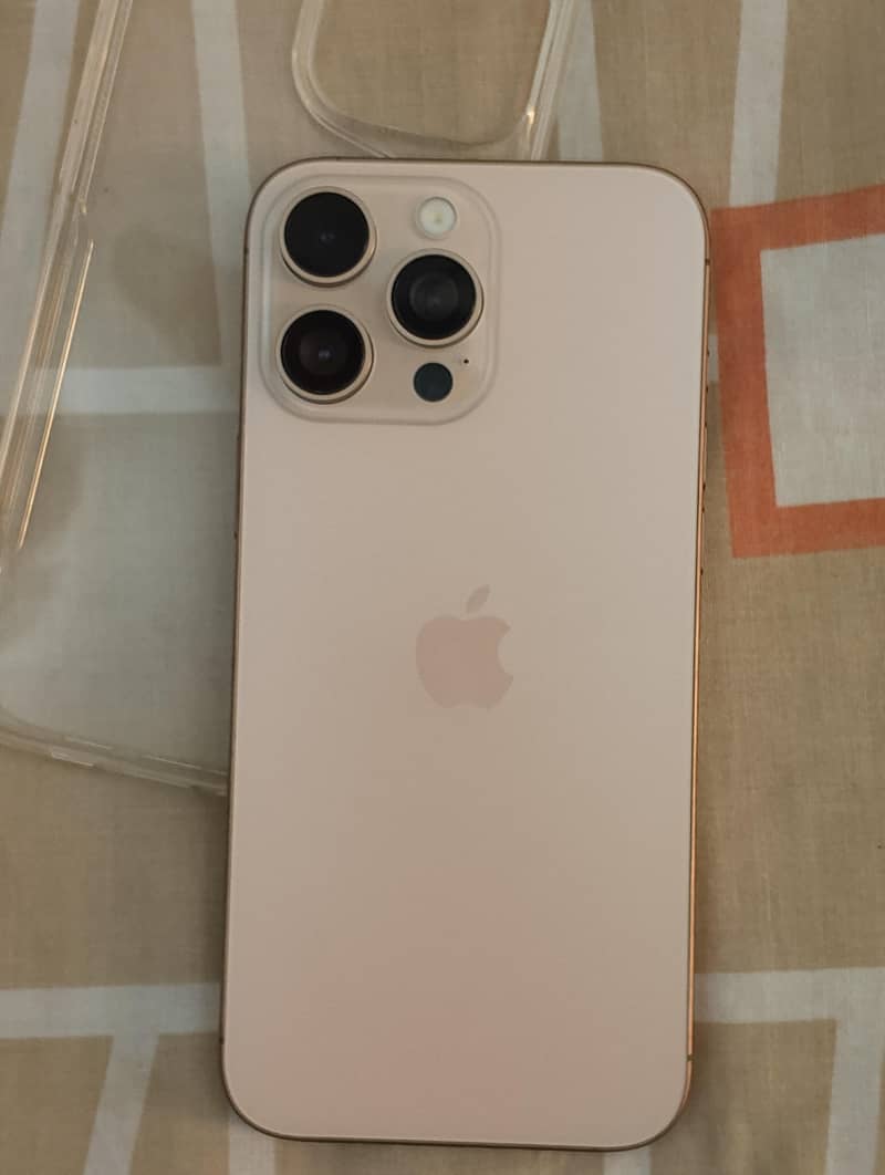 Apple iPhone 16 Pro Max 0
