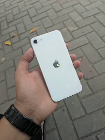 Apple iPhone SE