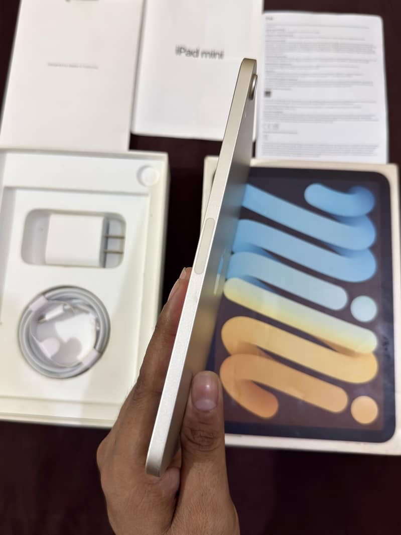 iPad Mini 6 Complete Box 3