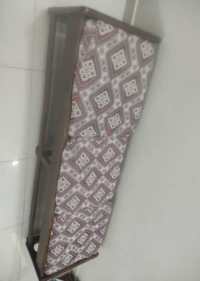3 seater settie