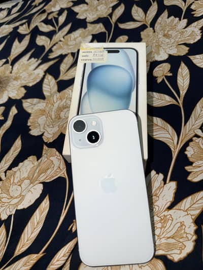 Apple iPhone 15