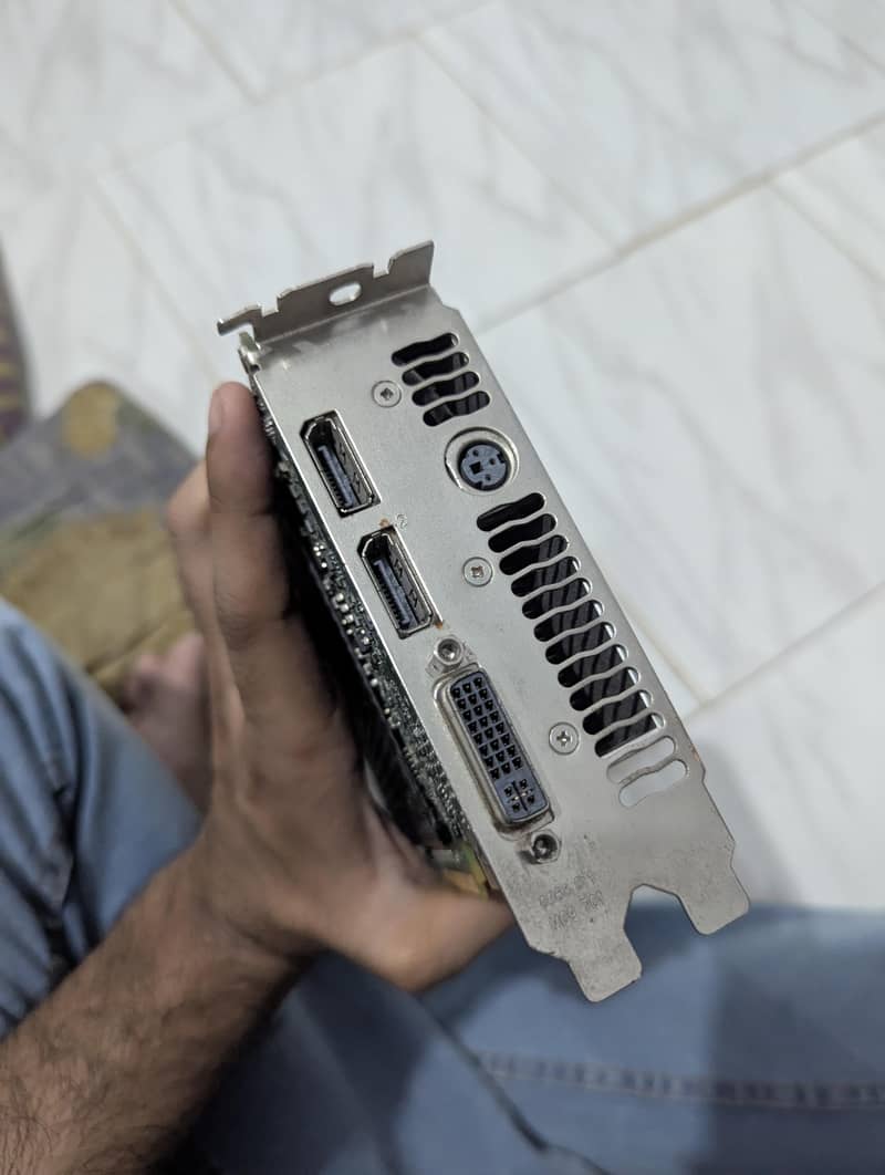 Nvidia Quadro 5000 2