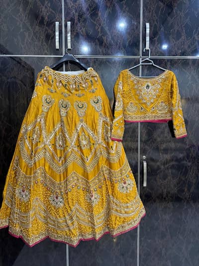 Mehndi lehnga choli